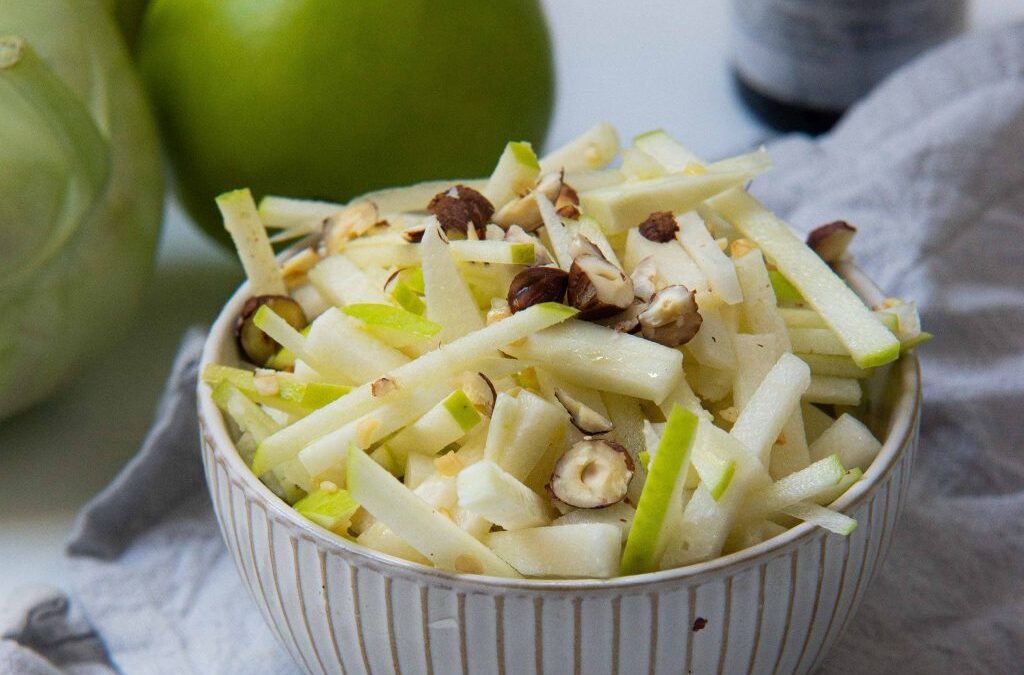 Salade van Koolrabi en appel